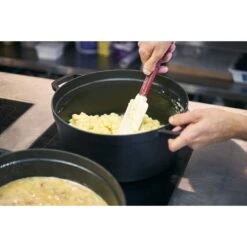 Staub Gietijzeren Braadpan 34 Cm / 12,5 L, Rond, Zwart 11 Staub Gietijzeren Braadpan 34 Cm / 12,5 L, Rond, Zwart -Demeyere Winkel 000011529