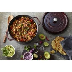 Staub Gietijzeren Braadpan 28 Cm / 6,75 L, Rond, Grenadine Rood 9 Staub Gietijzeren Braadpan 28 Cm / 6,75 L, Rond, Grenadine Rood -Demeyere Winkel 000017580