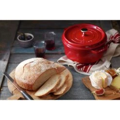 Staub Gietijzeren Braadpan 24 Cm / 3,8 L, Rond, Kersenrood 9 Staub Gietijzeren Braadpan 24 Cm / 3,8 L, Rond, Kersenrood -Demeyere Winkel 000017827