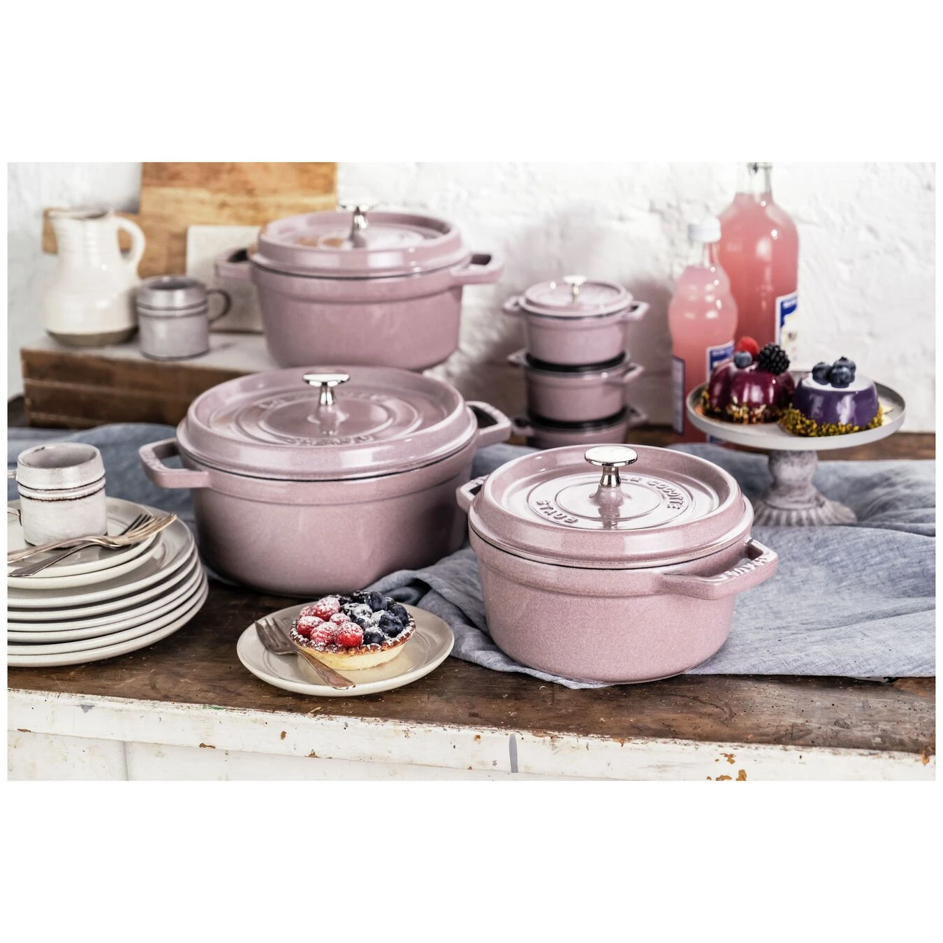 Staub Gietijzeren Braadpan 24 Cm / 3,8 L, Rond, Kersenbloesem 6 Staub Gietijzeren Braadpan 24 Cm / 3,8 L, Rond, Kersenbloesem - Afbeelding 6
