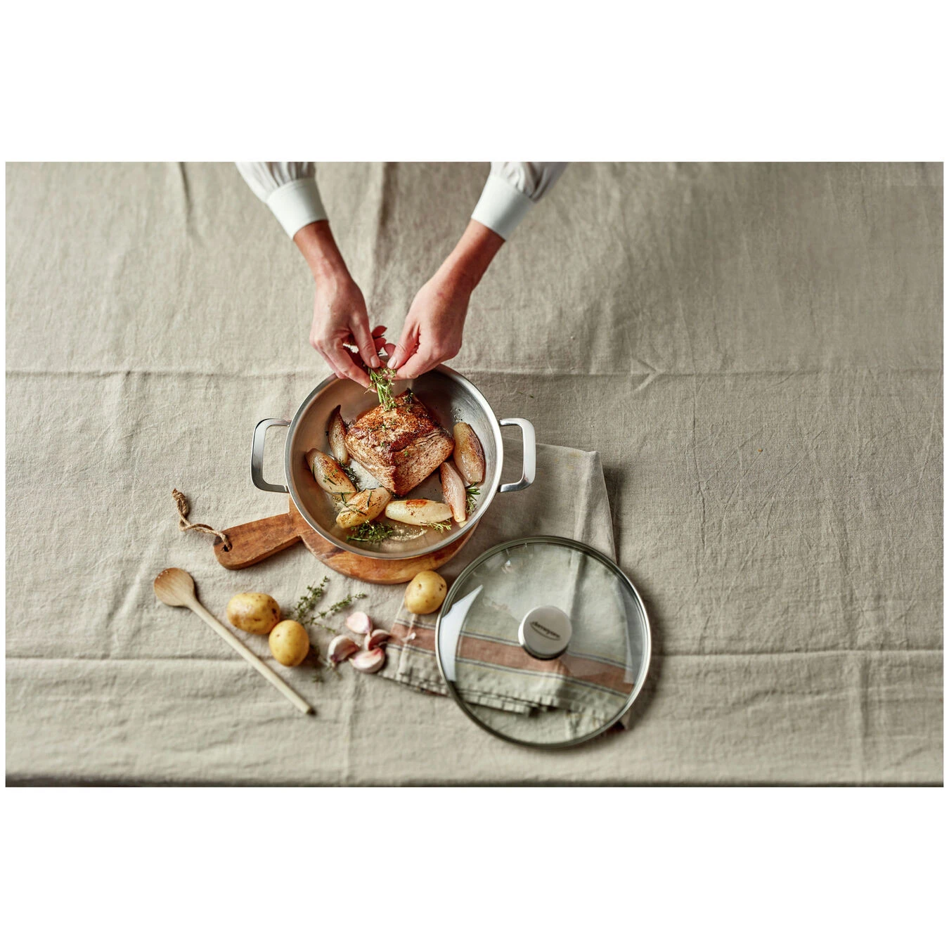 Demeyere Koekenpan Met Glazen Deksel 24 Cm 2 Demeyere Koekenpan Met Glazen Deksel 24 Cm - Afbeelding 2